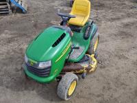 John Deere L130 Lawn Tractor