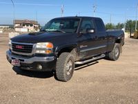    2004 GMC 2500 HD Extended Cab 4X4 Pickup
