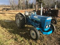    Ford 2000 Super Dextra 2WD Tractor