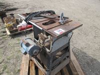   Rockwell Beaver 8" Table Saw