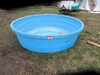    Blue 8 Ft Round Stock Water Tank