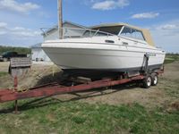  Bayliner Saratoga 23.5 ft Boat with T/A Trailer