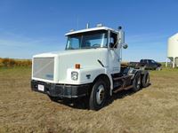 1990 White GMC T/A Highway Tractor