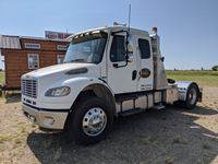2006 Freightliner M2106 Business Class S/A Truck Tractor