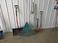    Package of Garden Tools