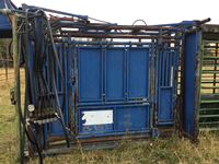    Wildlife Systems Fabrication Hydraulic Operated Bison or Cattle Squeeze