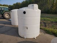    1000 Gallon Poly Water Tank