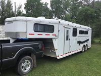 2002 Southland  24 Ft G/N T/A (4) Horse Trailer