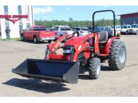 2018 Case IH 35A MFWD Loader Tractor