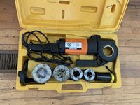  Central Machinery  Electric Threader