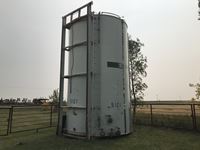 1984 Universal Industries  400 BBL Tank