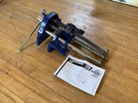    General International Cabinet Maker Vise