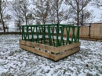  Custombuilt  10 Ft x 8 Ft 6 In. Bale Feeder