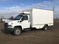 2004 Chevrolet C4500 14 Ft S/A Reefer Van Truck