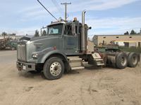 2000 Kenworth T800B T/A Day Cab Truck Tractor
