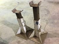    (2) Heavy Duty Safety Shop Stands