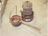    Clayton & Lambert Smelting Pot