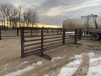    (4) 24 Ft Free Standing Corral Panels