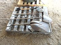    Pallet of (3) Shovels & (1) Pitch Fork