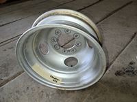    GMC/Chevy Dually Replacement Rim (new)