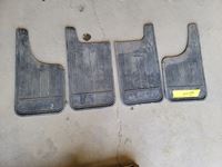   (4) Factory Rubber Mud Flaps