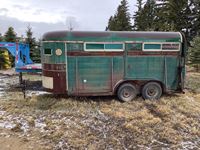 1983 Wy-Lee  T/A 16 Ft Stock Trailer