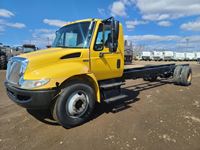 2009 International 4300M7 S/A Cab & Chassis