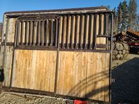    (3) Panel 12 X 12 Box Stall