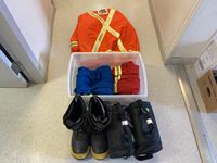    (2) Coveralls, (1) Jacket, Size 10 Dakota Work Boots, & (2) Lunch Bags