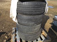    (4) 285/45R22 Tires