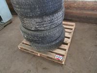    (4) 265/70R18 Michelin Tires