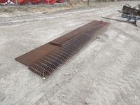    Qty of 3 Ft Grating