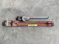    Pipe Wrench & Bolt Cutter
