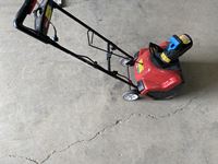    Toro Electric Weed Trimmer
