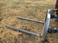  Edge F-3000 3 PT Hitch Round Bale Forks