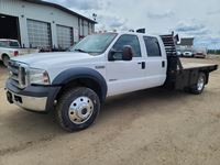 2007 Ford F550 Lariat 4X4 Dually Crew Cab Truck