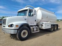 2004 Freightliner  T/A Water Truck