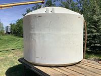    1200 Gal Poly Water Tank