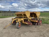  Haybuster 107 10 Ft Seed Drill