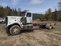 1984 Western Star 4964-2 T/A Cab & Chassis Truck