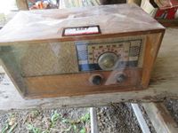    Vintage Radio
