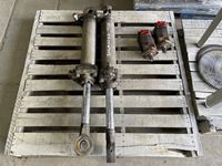    (2) Loader Lift Cylinders (2) Hydraulic Motors