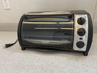  Black & Decker  Toaster Oven