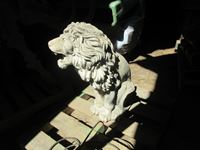 Concrete Lion Lawn Ornament