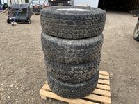    (4) 265/70R17 Tires