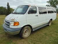 2000 Dodge Ram Wagon 14 Passenger Van