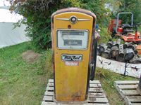  Bennett 956 Antique Fuel Pump