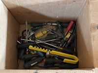    Qty of Screwdrivers & Other Hand Tools