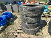   (4) Michelin P255/60R19 Tires