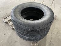    (2) Hankook Dynapro 235/75R17 Tires